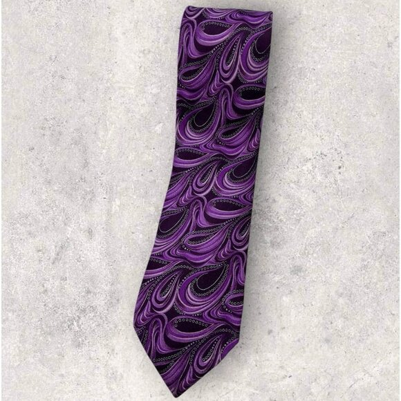 Italo Ferretti Other - ITALO FERRETTI Silk Tie ITALY XL Purple Silver Paisley W:3.5" EUC